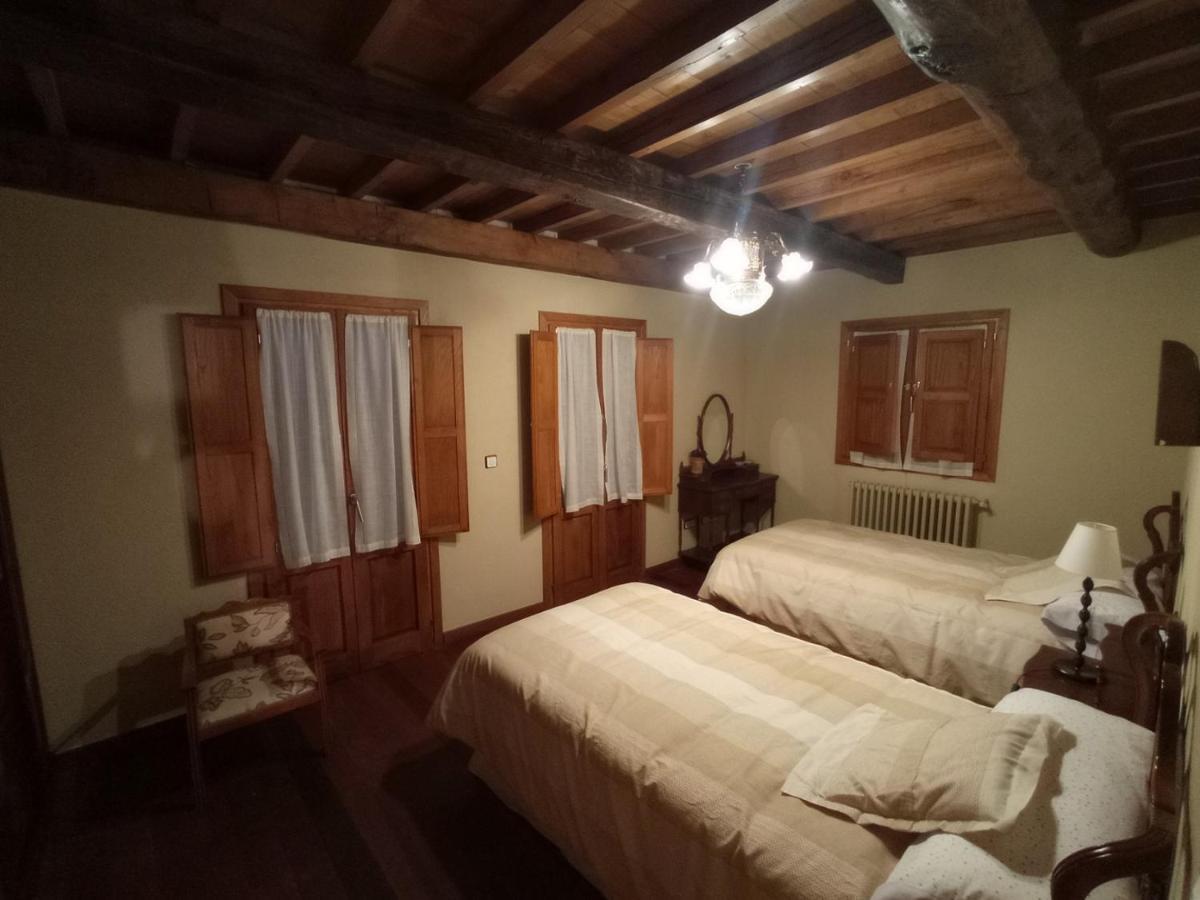 Villa Casa De Abril 2 à San Cristobal de Valdueza Extérieur photo